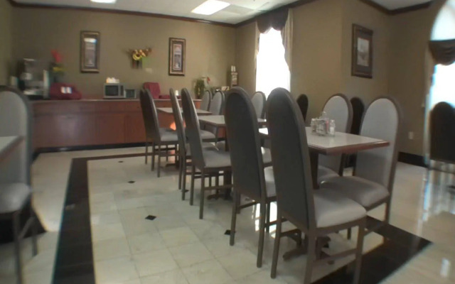 BEST WESTERN PLUS McKinney Inn & Suites