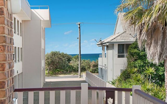 Castions - Lennox Head