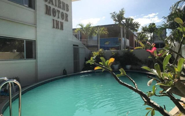 Cairns Motor Inn