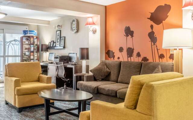 Sleep Inn & Suites