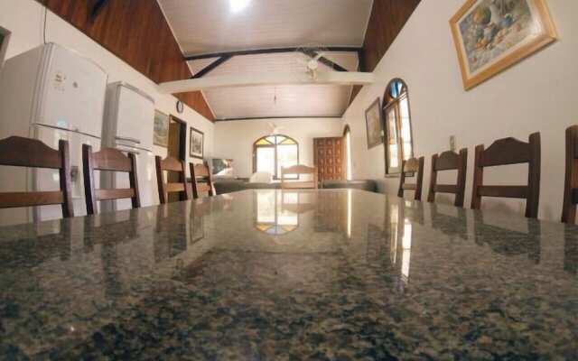6 Bedroom House - 205