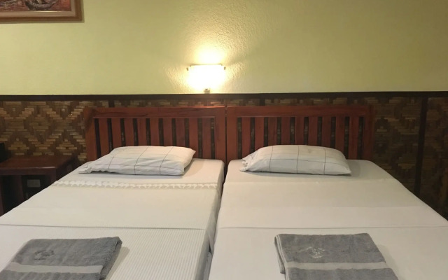 Love's Beach and Dive Resort