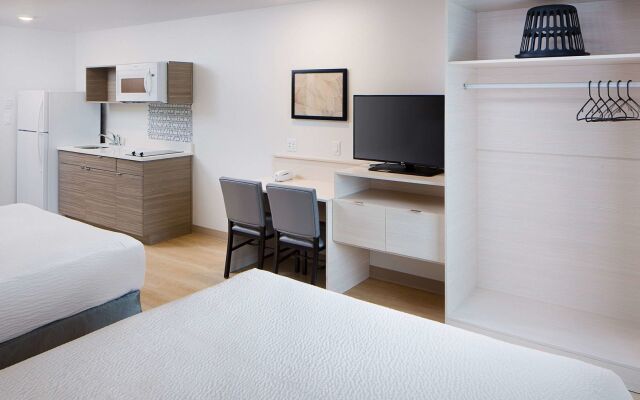 WoodSpring Suites Seattle Everett