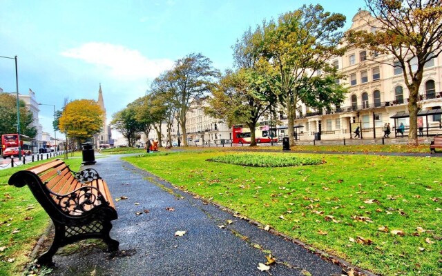 Palmeira Plaza Apartments