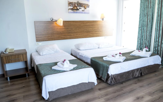 Mert Seaside Hotel