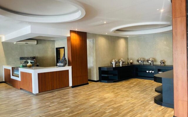 Al Eairy Furnished Apartments Jizan 3