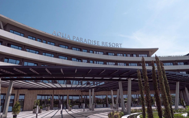 Aqua Paradise Resort & Aqua Park