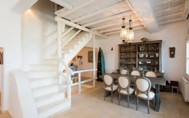 Beautiful Villa at Panormos