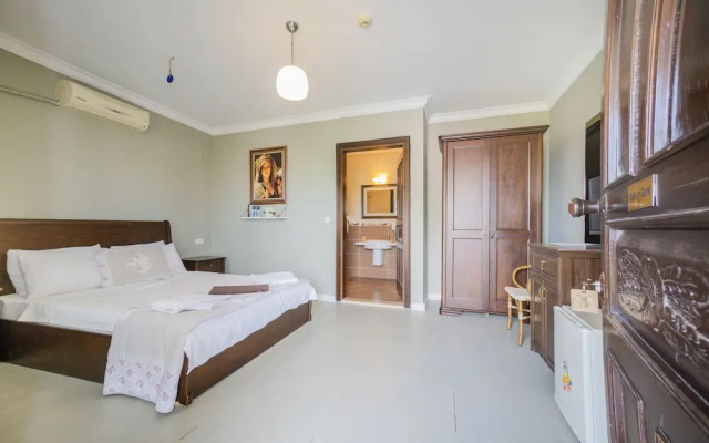 Nobela Hotel