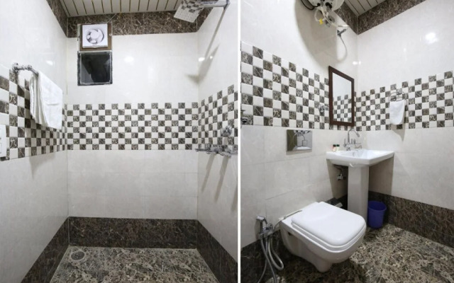 OYO 9254 The Platinum