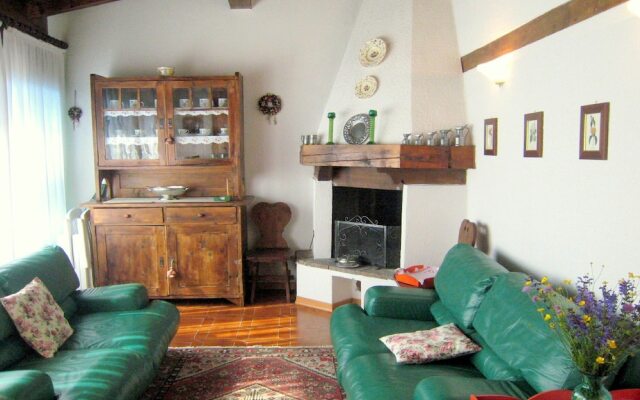 Cozy Holiday Home in Anfo Near Lake Idro