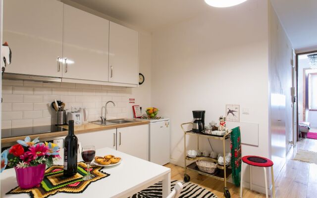 Bica Elevator Apartment Rentexperience