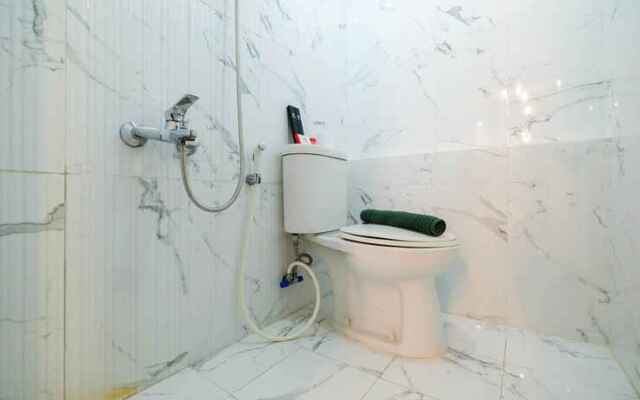 Studio Spacious Room at Green Pramuka Apartment By Travelio