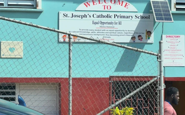 Basic Jealous Mountain One Bedroom Apartment