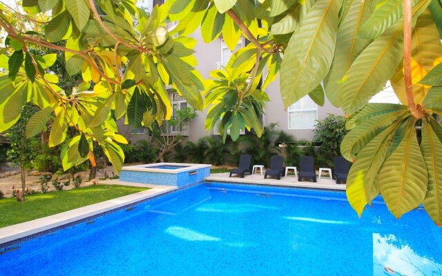 Riviera Towers 2BR & Pool