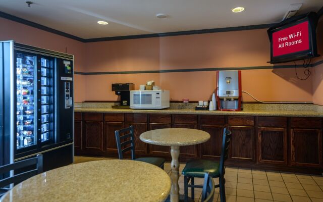 Red Roof Inn Fort Wayne