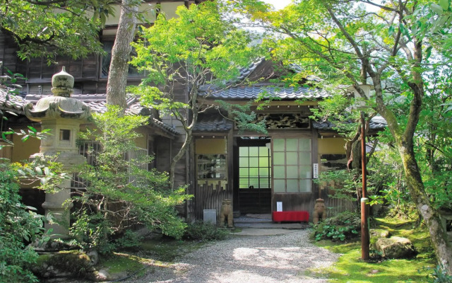 Ooedo Onsen Monogatari Premium Yoshinoya Irokuen