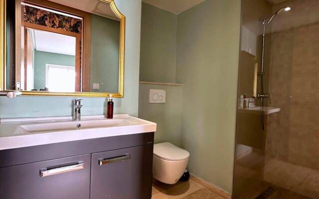 Nesty Luxury Casablanca 1BR Suite Parking