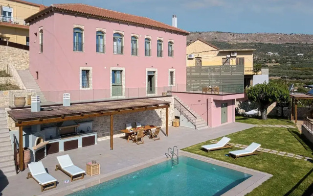 Divine Crete