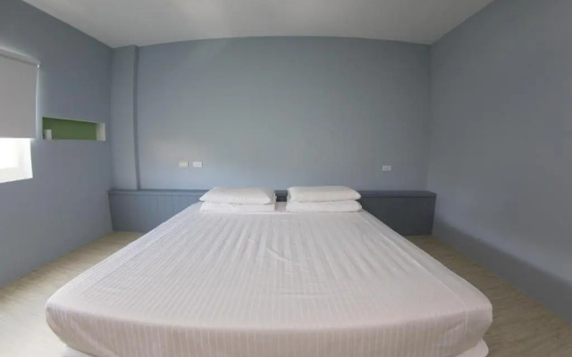 Freezone Hostel