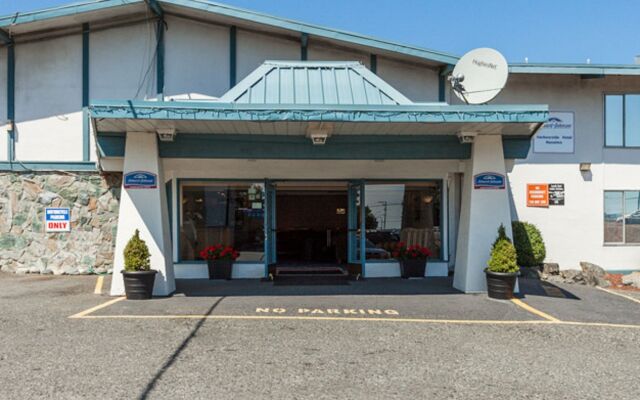 Howard Johnson Hotel - Nanaimo Harbourside