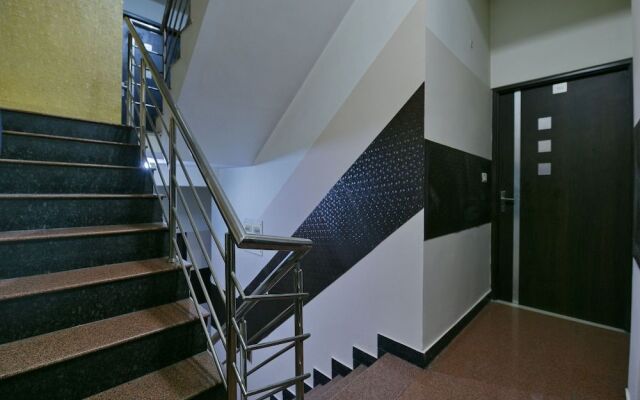 OYO 11754 Hotel Classic 7