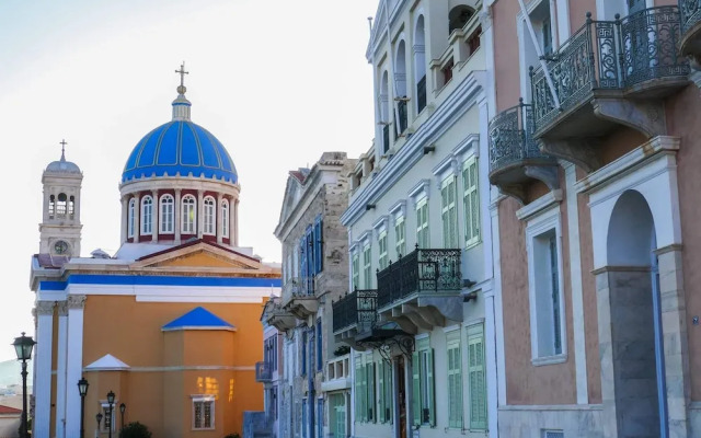 Thor & Freyja's of Poseidonia Syros Holiday House