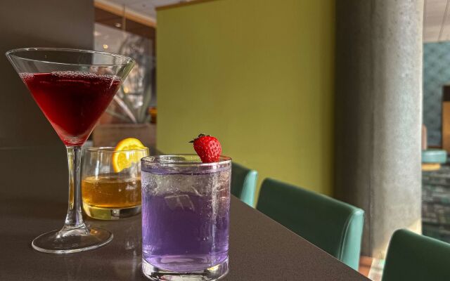 Coast Chilliwack Hotel by APA