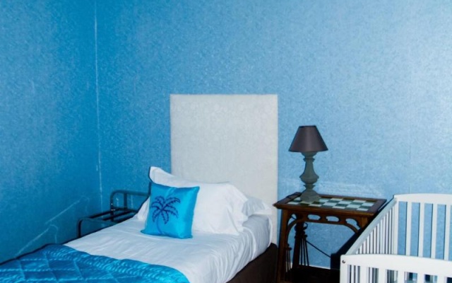 Hotel Raymond VII