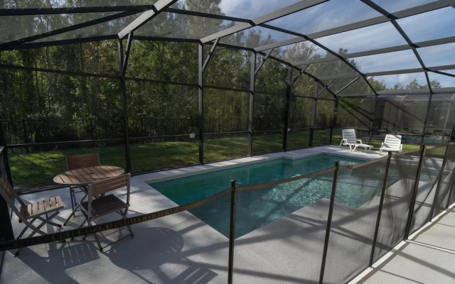 Beautiful Vacation Home Near Disney