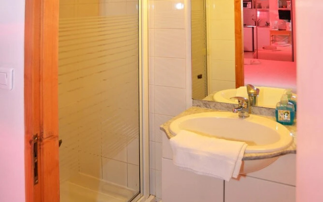 Studio Péniche Centre Lyon Insolite