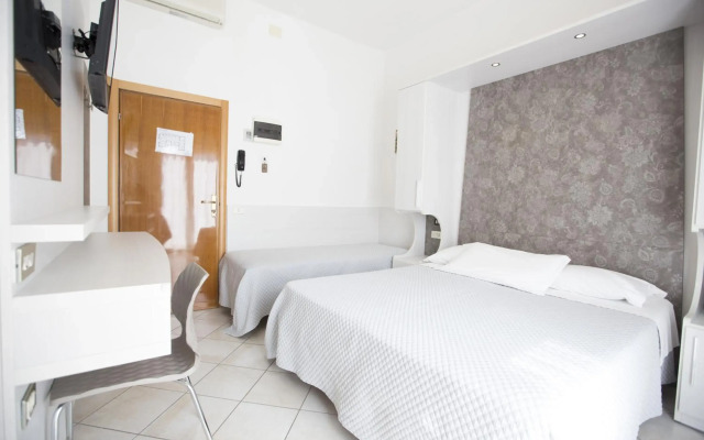 Hotel Desiree