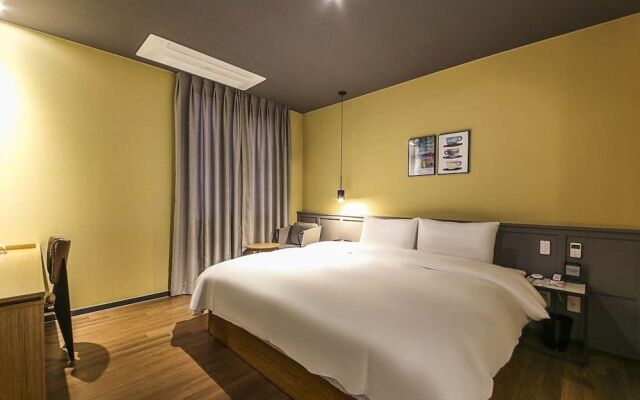 Gimhae Perfect Hotel