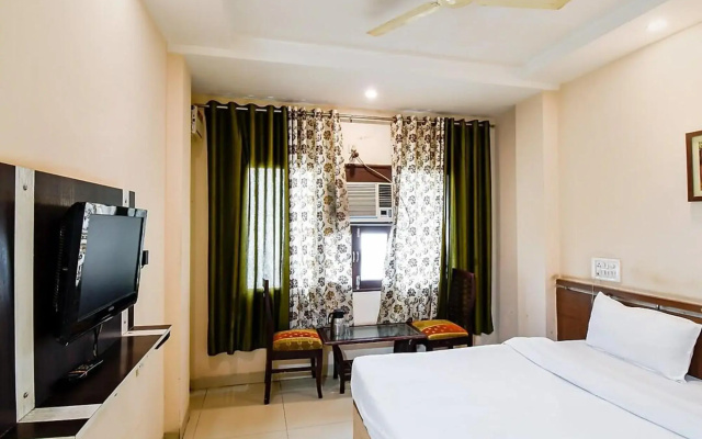 Hotel Surya