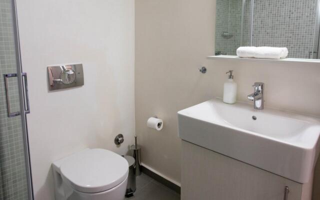 Renovated 2025 5 Bdr House Near Acropolis - New Beds Terrace Green Yard