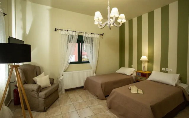 Luxury Villa Golden Crest with pool