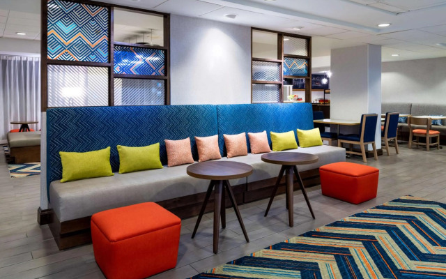 Hampton Inn Denver-International Airport