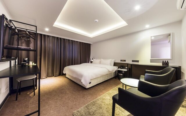 Stay Hotel
