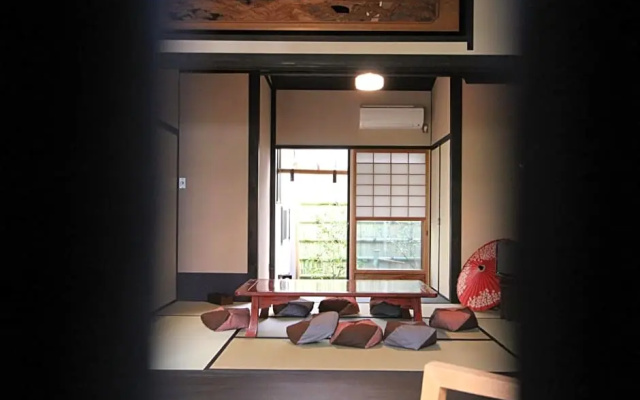 Brian Machiya Inn