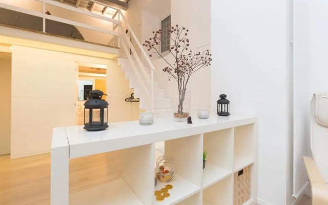 Travel & Stay - Parione