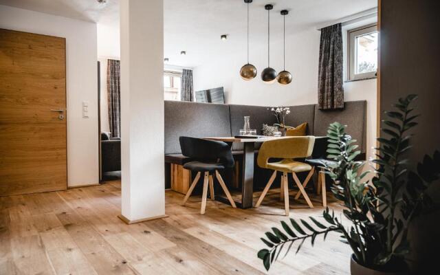 Cabin8 Alpine Flair Apartments