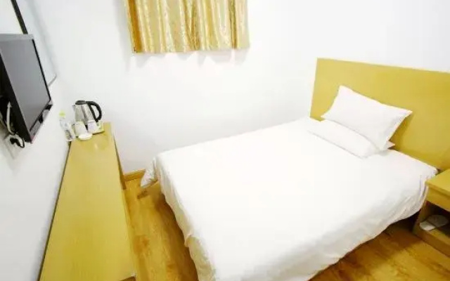 Elan Hotel (Qingdao Zhongshan Road)