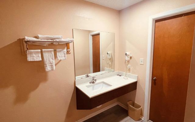 Regency Inn Hondo