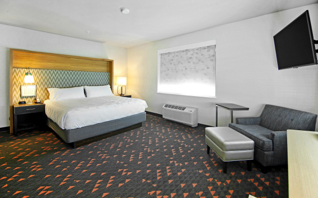 Holiday Inn Hotel & Suites Calgary Airport North by IHG