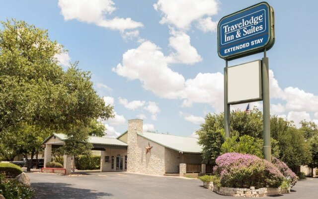 Travelodge Inn and Suites San Antonio