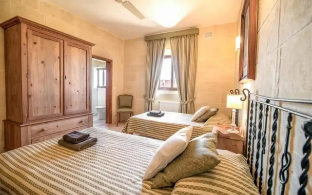 Ta Gianni - Xewkija Holiday Home