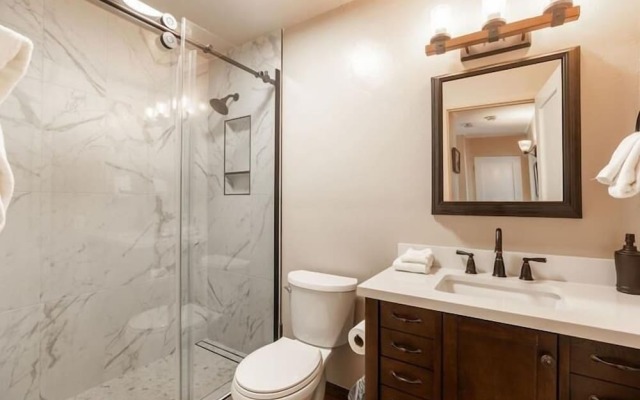 Scorpio Condos with Magnificent Vail Mountain Views by RedAwning