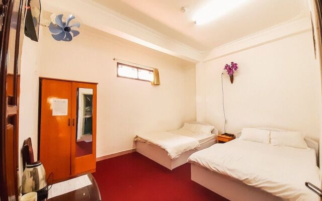 Rain Star Hotel
