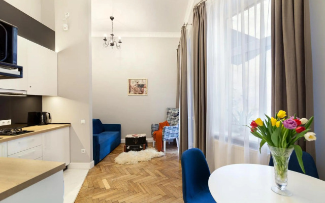 Chopin Apartment in the center of Lviv