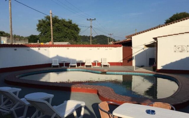 Houlis Apartments